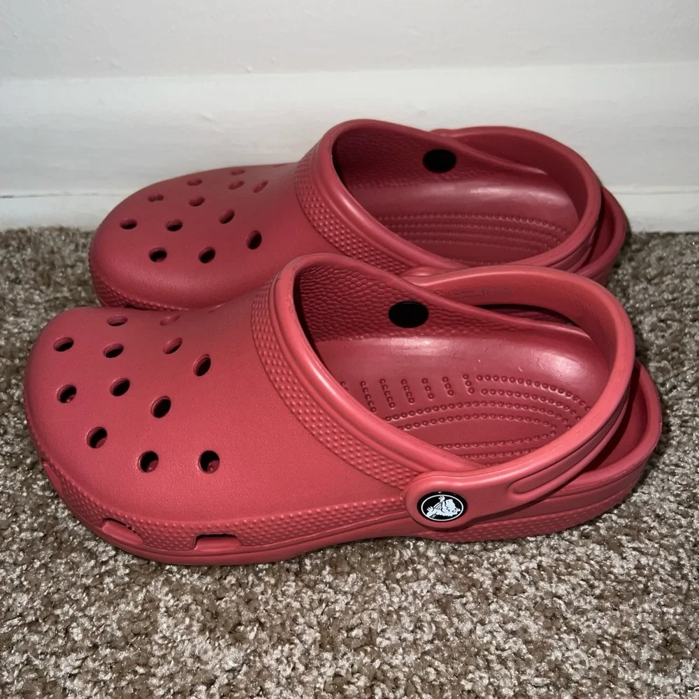 Crocs - Picture 2 of 4